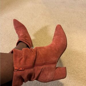 Women's Rust Suede Pointed Toe Ankle Boots